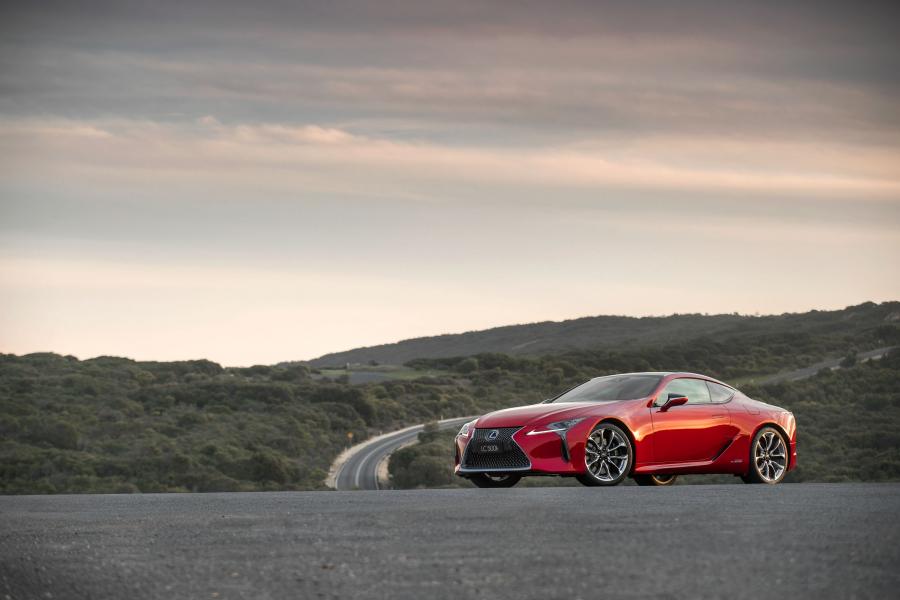  Lexus LC500h 2017 года  (AU) (фото 20 из 22)